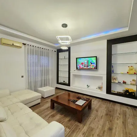 Daire Sea & Mountain View Penthouse *